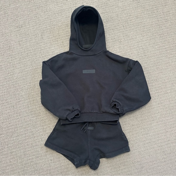 Fear of God Essentials hoodie and shorts set kids size 8 black - Picture 1 of 10